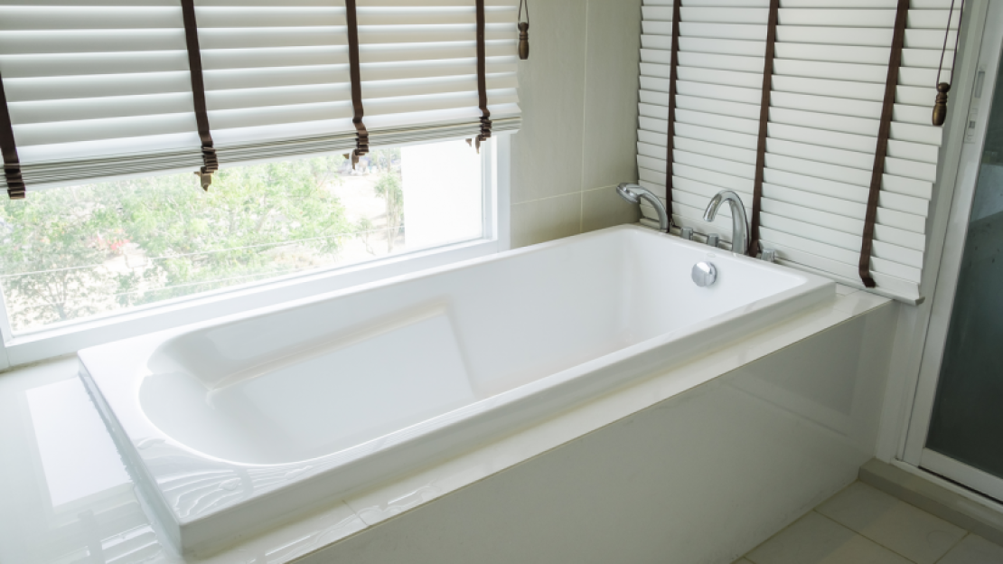 új fürdőkád beépítéséhez is megoldást biztosítunk