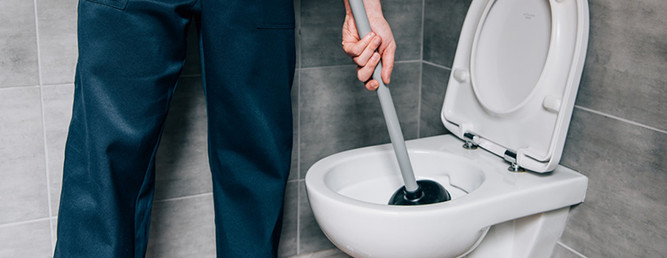 eldugult wc duguláselhárítása