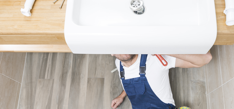 fürdőszoba átalakítás profi csapattal, megfizethető fürdőszoba felújítás ár kíséretével