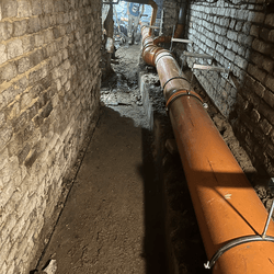 társasház karbantartás, kicserélt szennyvízcsövek